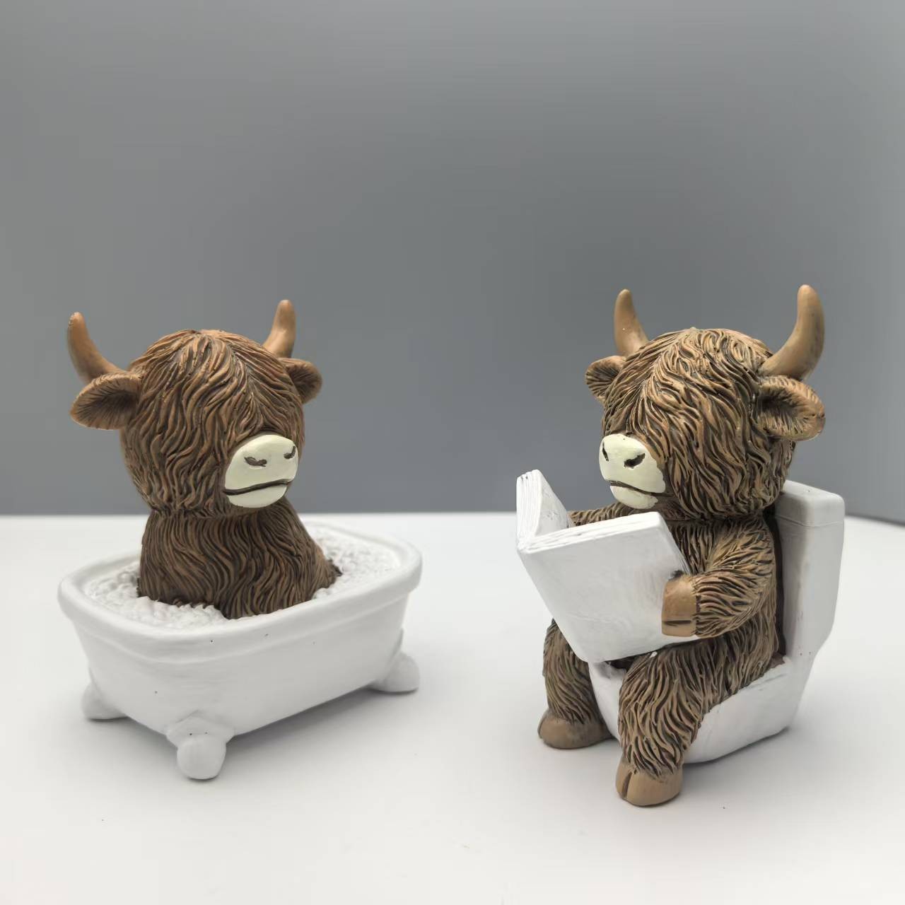Cute Scottish Highland Cow Res - Home Of The Year Bathroom のレビューと価格