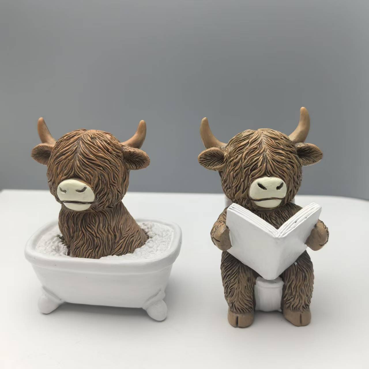 Cute Scottish Highland Cow Res - Home Of The Year Bathroom のレビューと価格