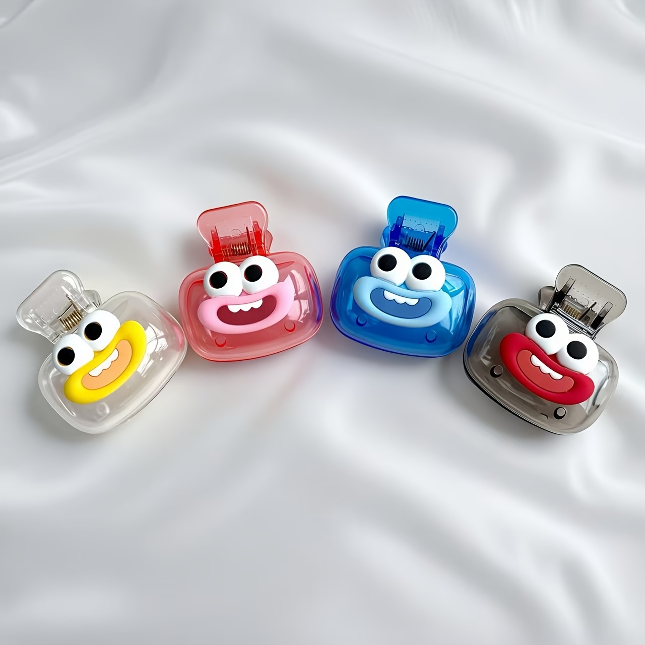 4Pcs Portable Toothbrush Head  - Home Essentials Bathroom Organizer のレビューと価格