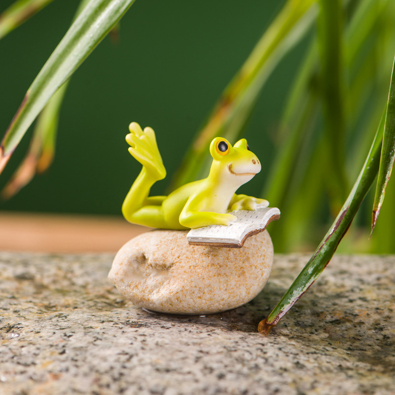 Resin Funny Frog Figurines For - Tiny Home Bathroom Kit のレビューと価格