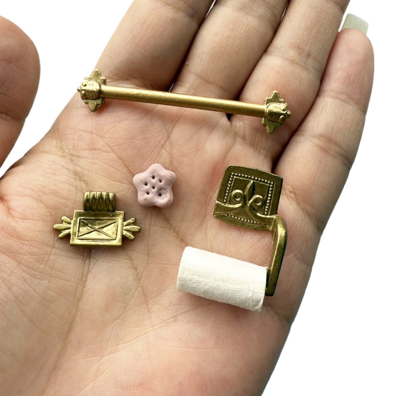 ●1/12 Dollhouse Simulation Pap - Tiny Home Bathroom Kit のレビューと価格