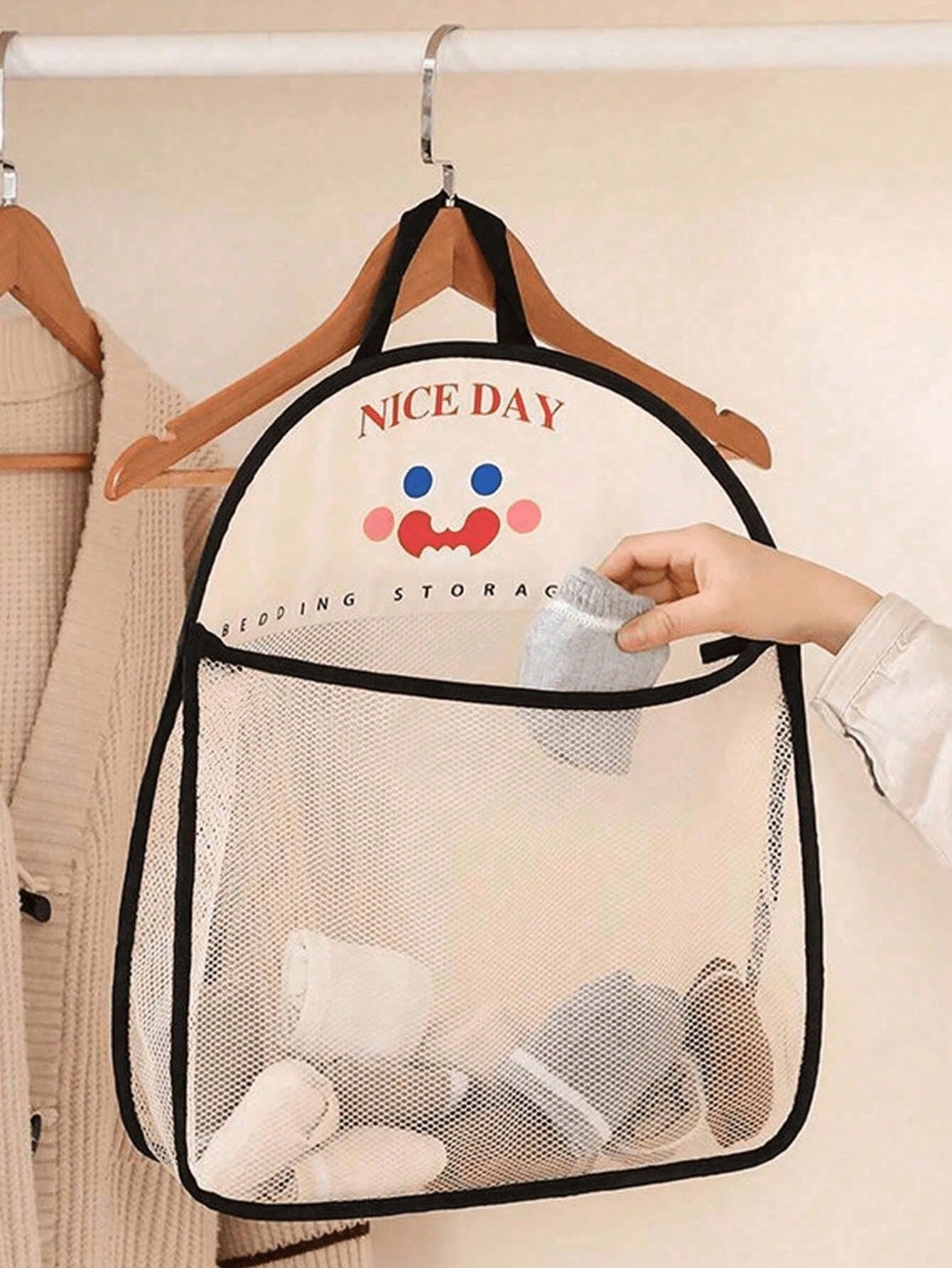 4pcs Hanging Mesh Storage Bags - Home Essentials Bathroom Organizer のレビューと価格